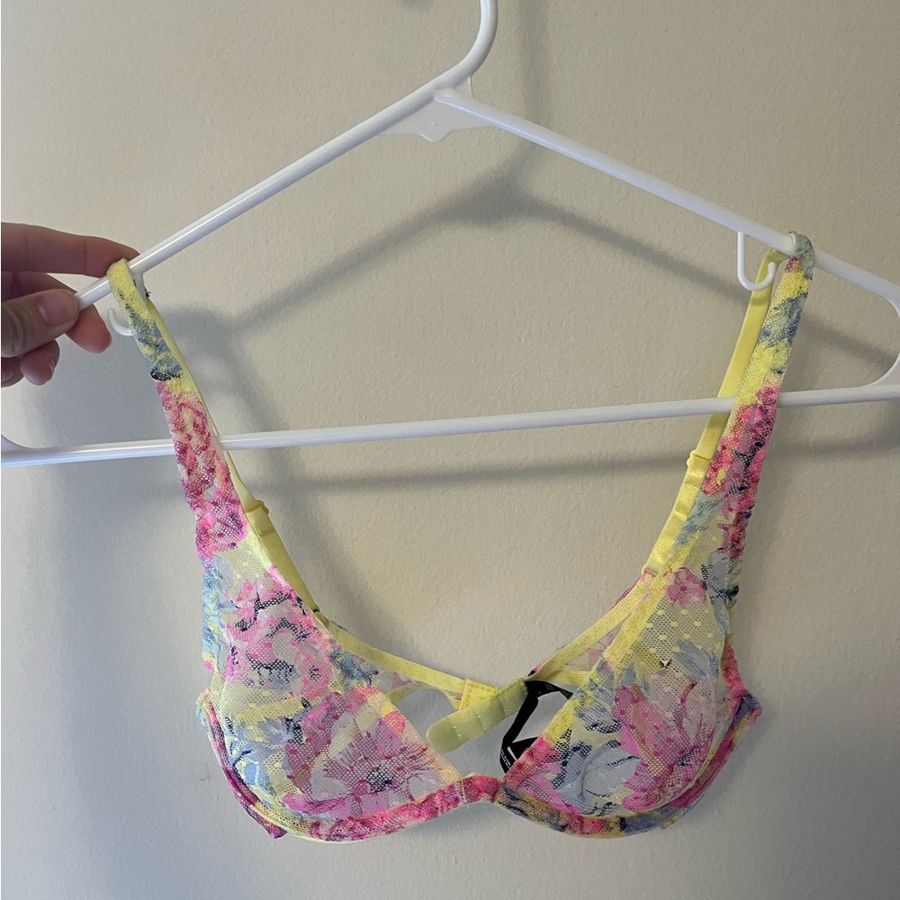 Lace bralette from Urban Outfitters size 32B